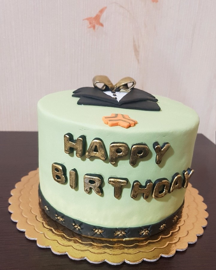 عکس کیک فوندانت سفارش خانمی که همسرشون در شرکت سایپاست 