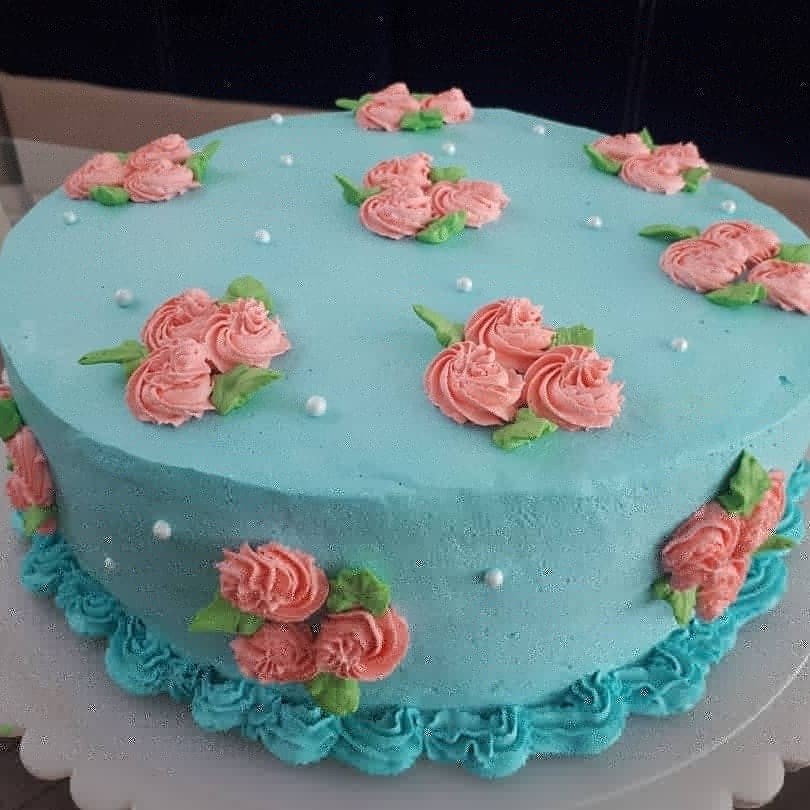 عکس کیک خامه ای سفارش مشتری برای تولد مادرشون