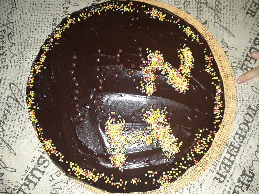 اینم کیک شکلاتی من به مناسبت سالگرد ازدواجمون