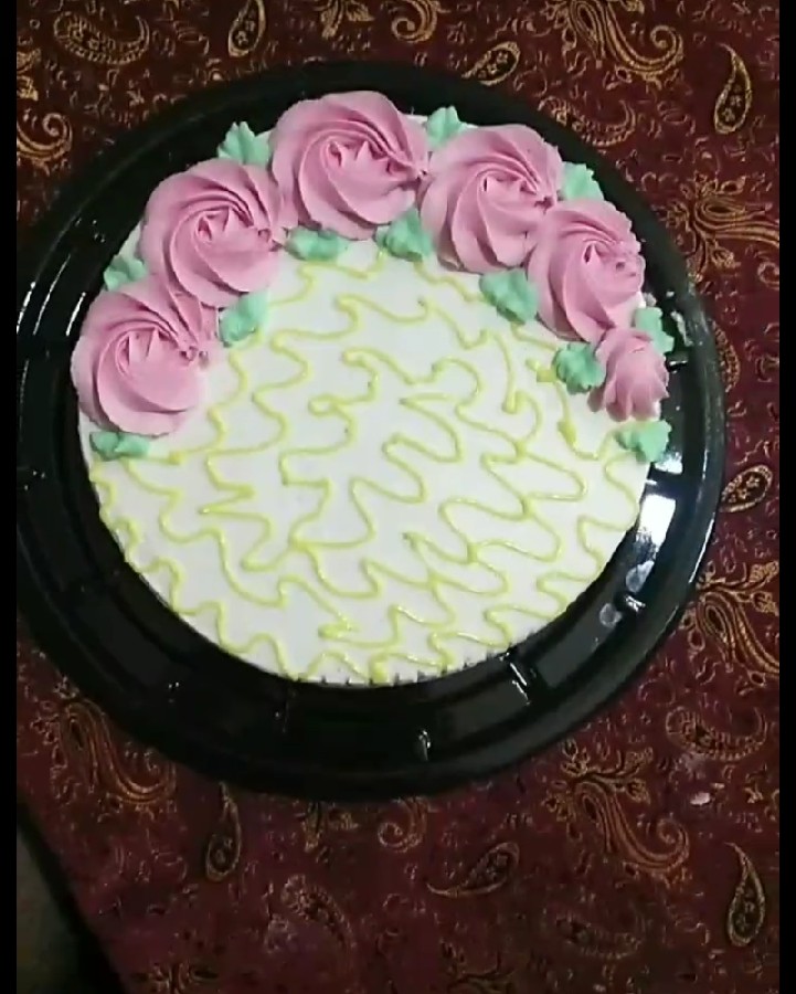 کیک تولد بآبآیی..?