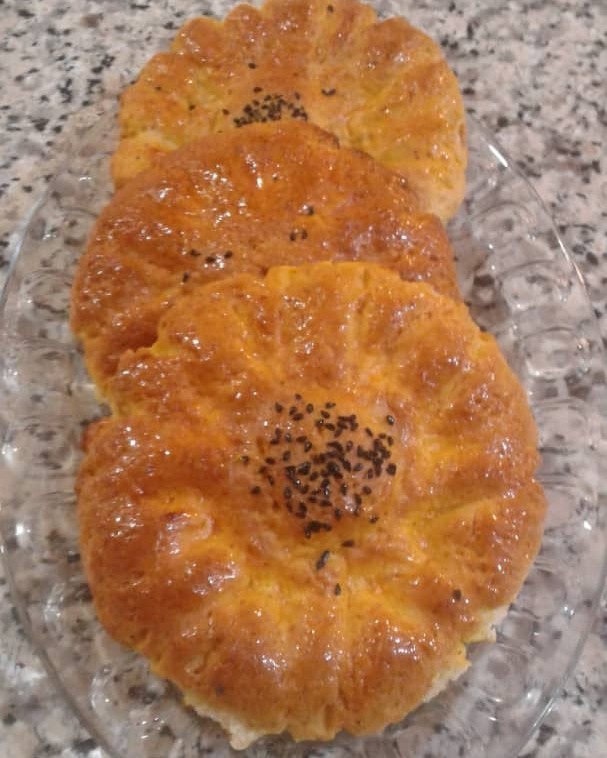 عکس کماج اصل همدان (بدون خمیرمایه)باکمپوت سیب مری پز?