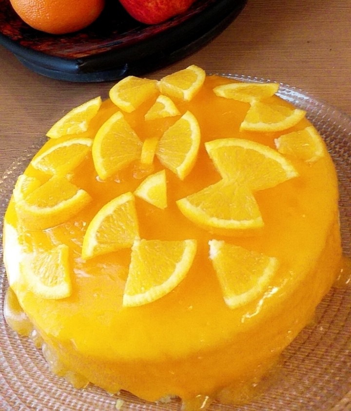 عکس کیک پرتقالی با سس پرتقال.