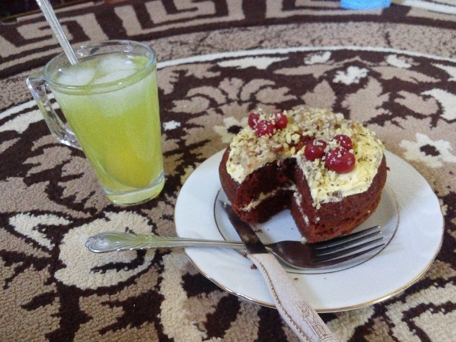عکس اینم ازکیک قابلمه ای من