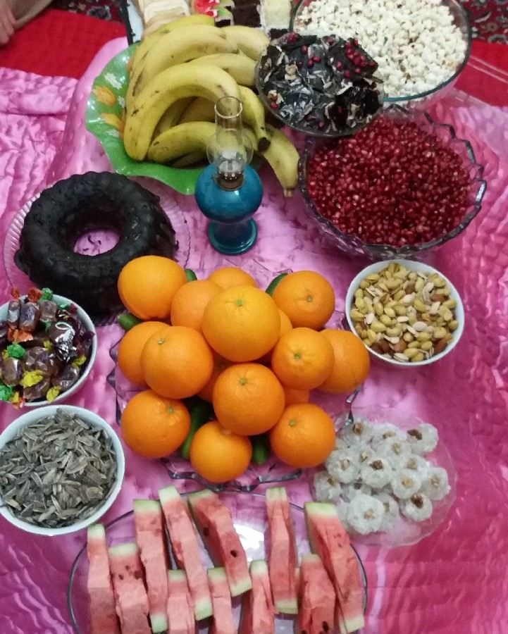 عکس سفره یلدای ساده