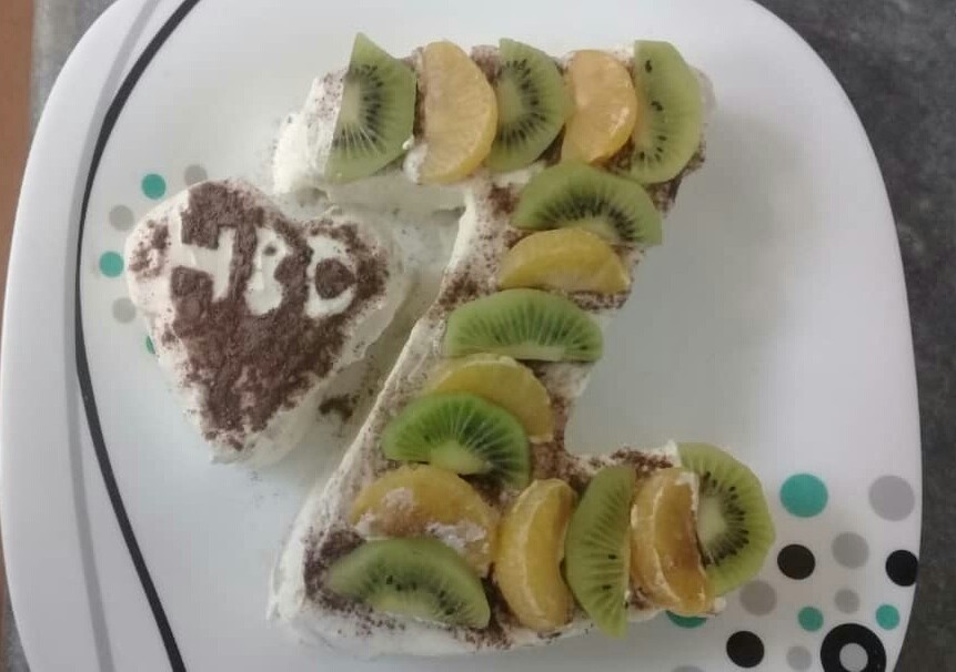 عکس کیک تولد برای دوستم