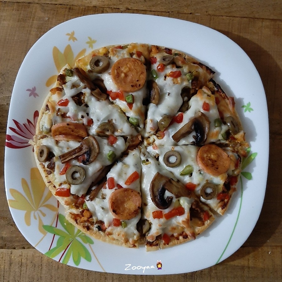 عکس پیتزا گوشت و قارچ❤