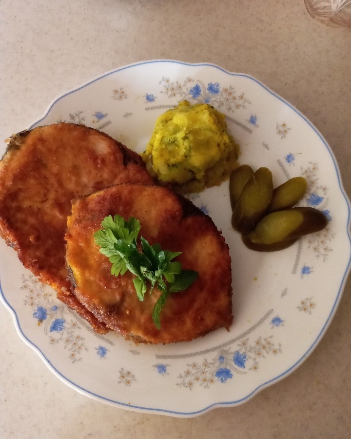 عکس خوراک ماهی با پوره سیب زمینی