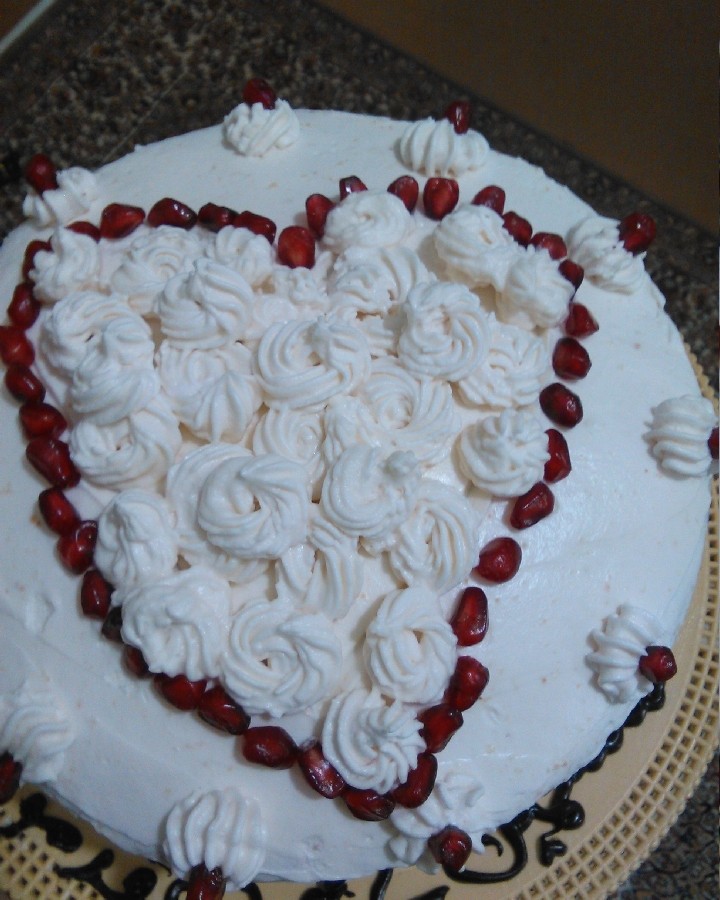 عکس اولین کیک خامه کشی شده من به مناسبت سالگرد عقدمون