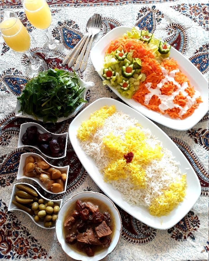 عکس خورش آلو با گوشت