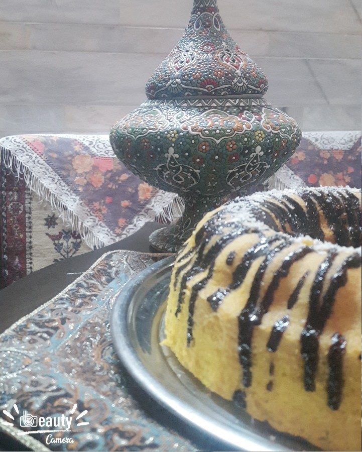 عکس کیک  زعفران‌و گلاب