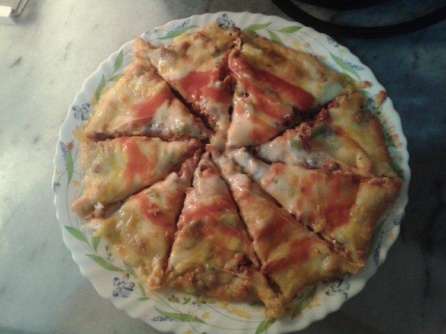 عکس شامی ساده ولی پر از عشق *پیتزای مرغ