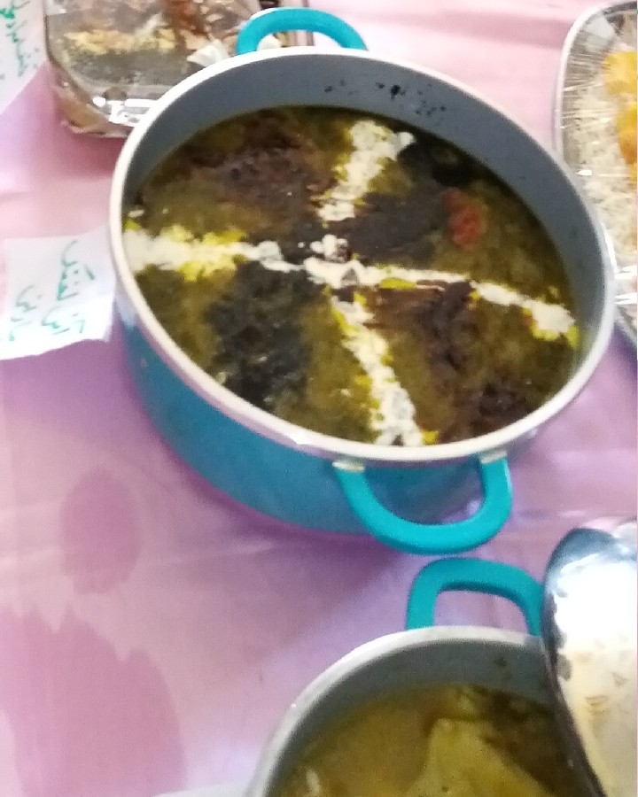 جشنواره غذای محلی مدرسه نازنین زهرا جونم
اش لخشک و آش جوشوره وکشک بادمجون 