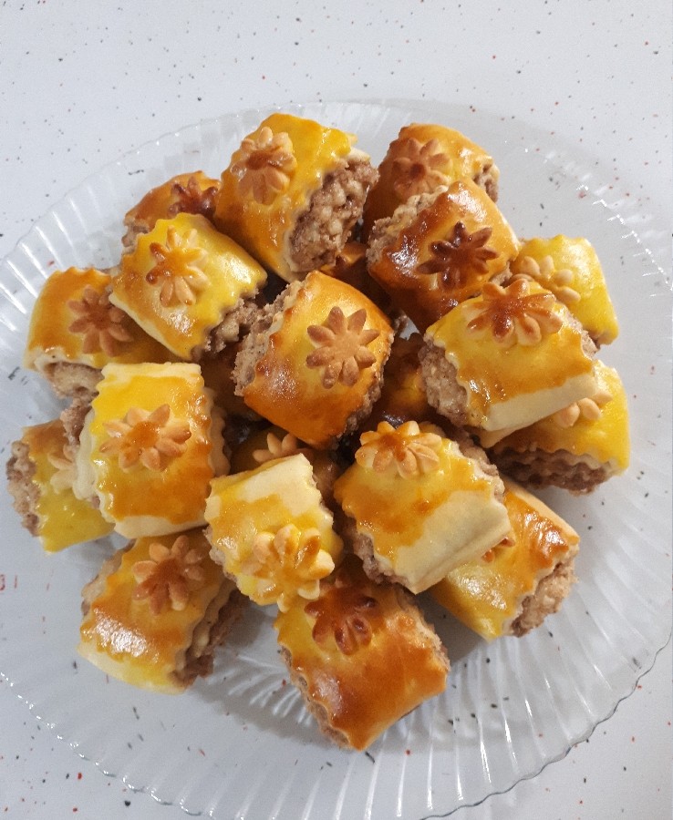 عکس نان یا شیرینی نازک قزوین