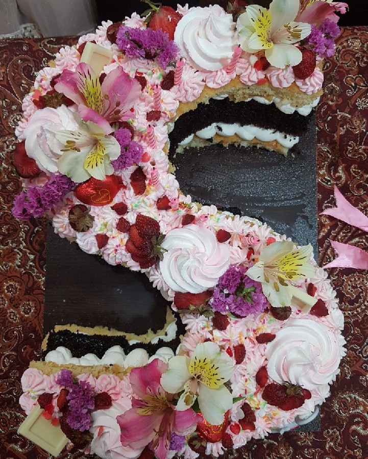 کیک سابله ❤عالیه برای تولد دخترم سوگل خانم
