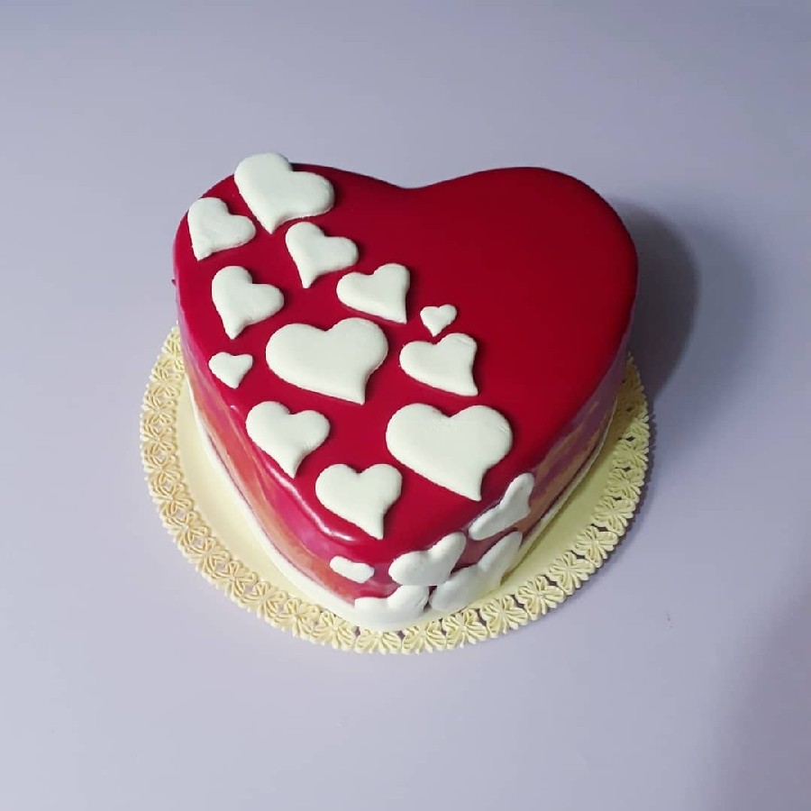 عکس کیک قلبی برای ولنتاین سفارش مشتری????