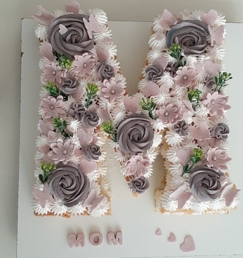کیک های من برای روز مادر برای مادر گلم ومادر شوهر عزیزم