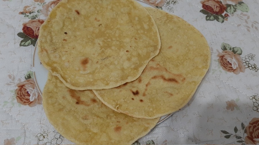 نان لواش خانگی(بدون خمیر مایه)