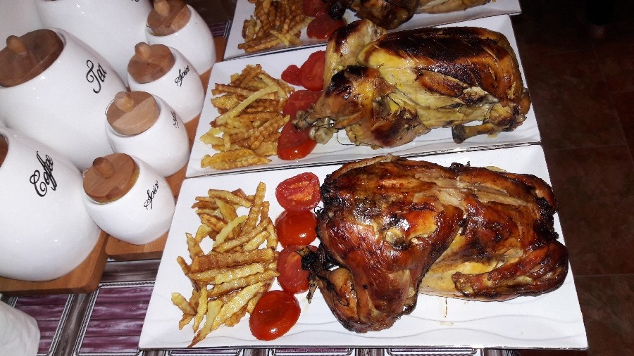 عکس مرغ شکم پرمجلسی