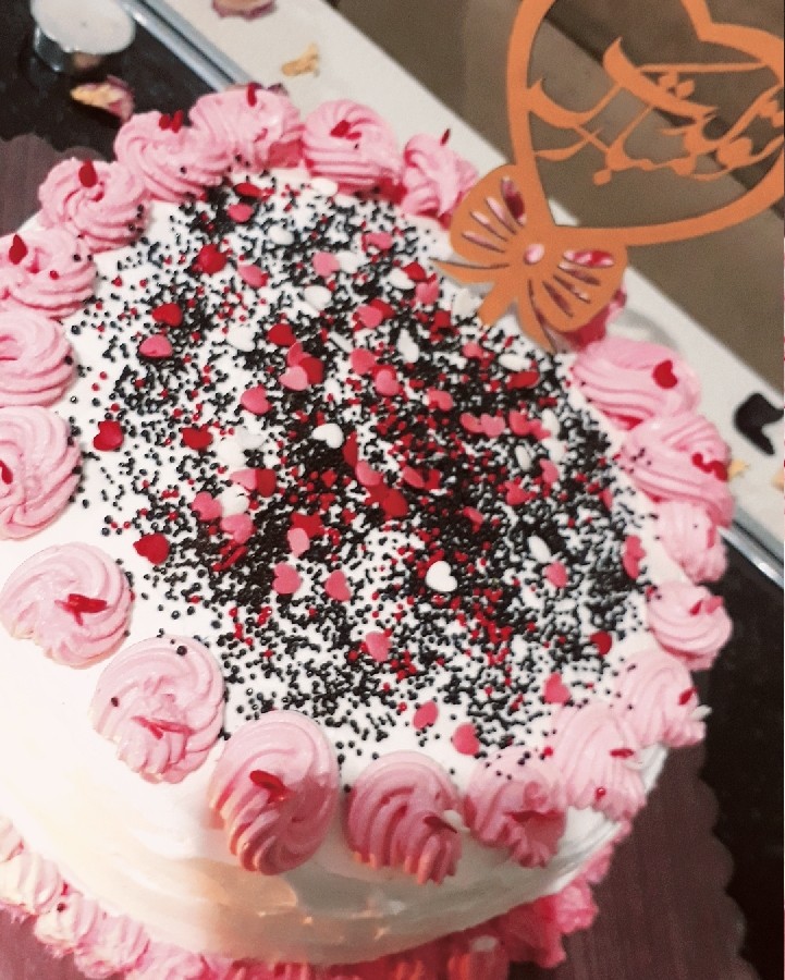 کیک برای تولد عمه ام