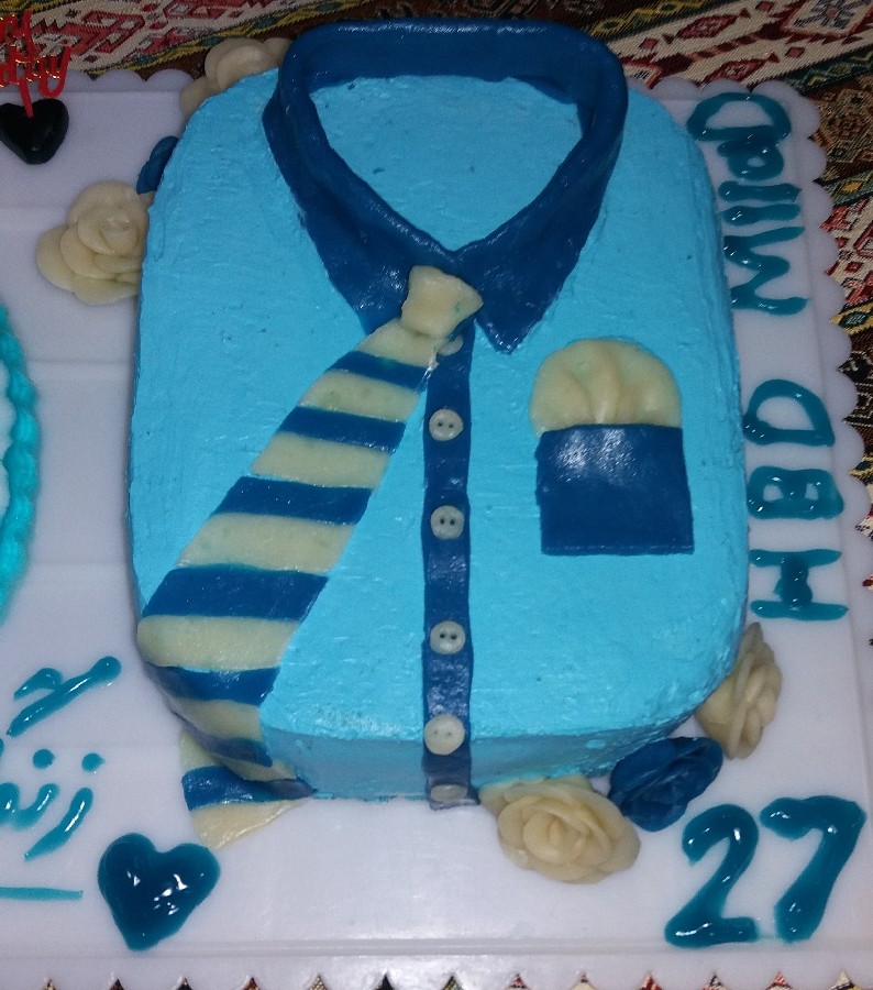 عکس کیک تولد پیراهن برجسته و ژله قالبی