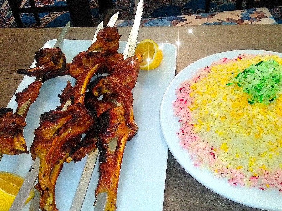 عکس شیشلیک همسر پز شام جمعه