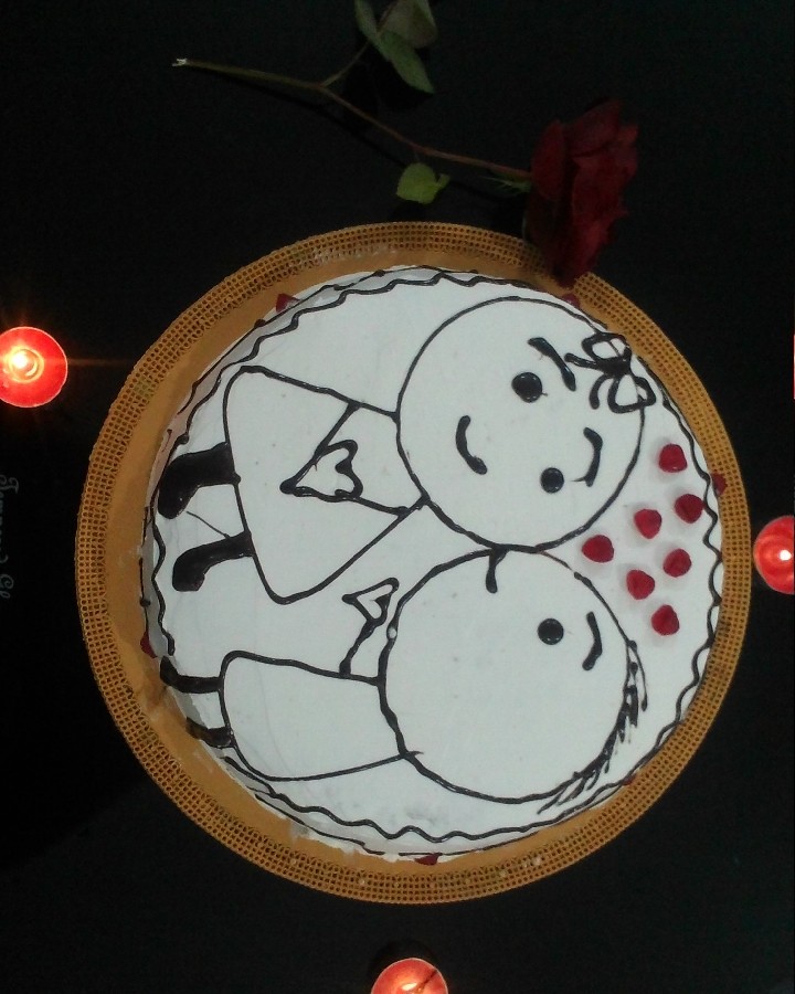 کیک پایه اسفنجی بافیلنگ موزوگردوونوتلا