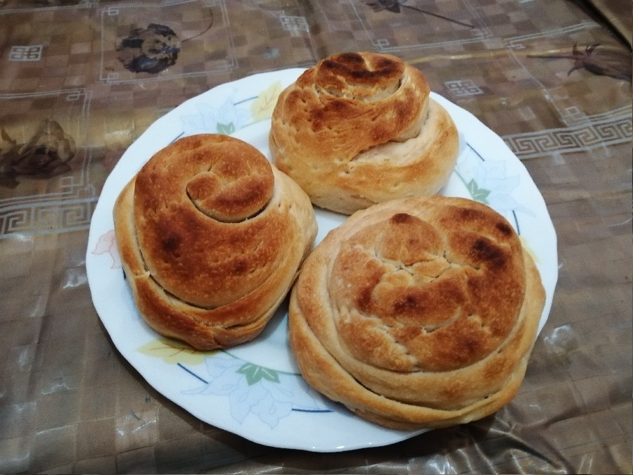 عکس نان روغنی محلی زابل
