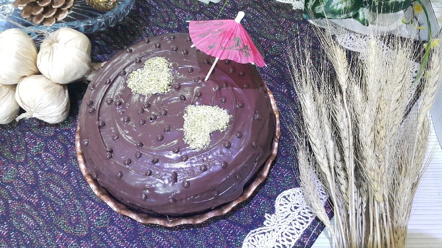 عکس کیک شکلاتی در قرنطینه