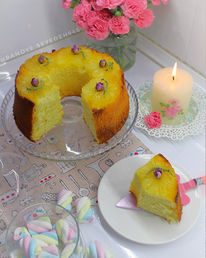 عکس کیک برگردون آناناسی 