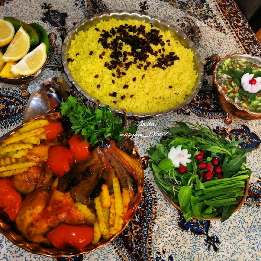 عکس خورشت مرغ و بادمجان...