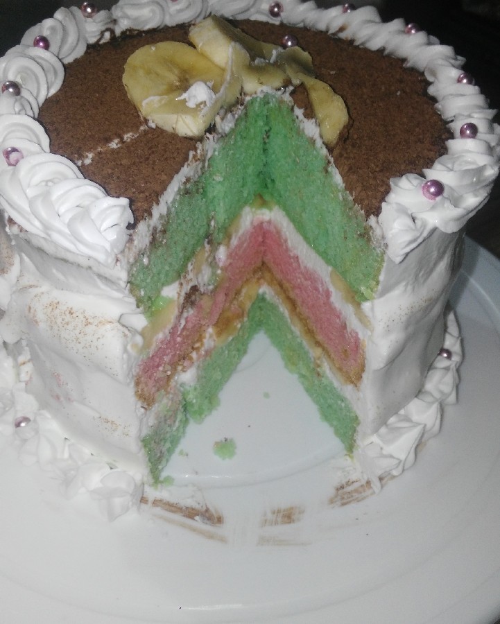 کیک دو رنگ با موز و گردو
