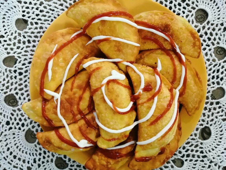پیتزا پیراشکی 