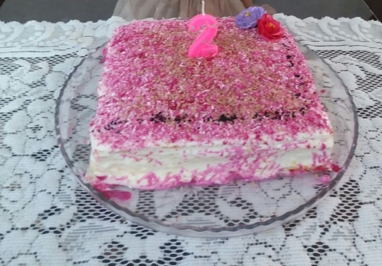 کیک تولد دختر گلم ?