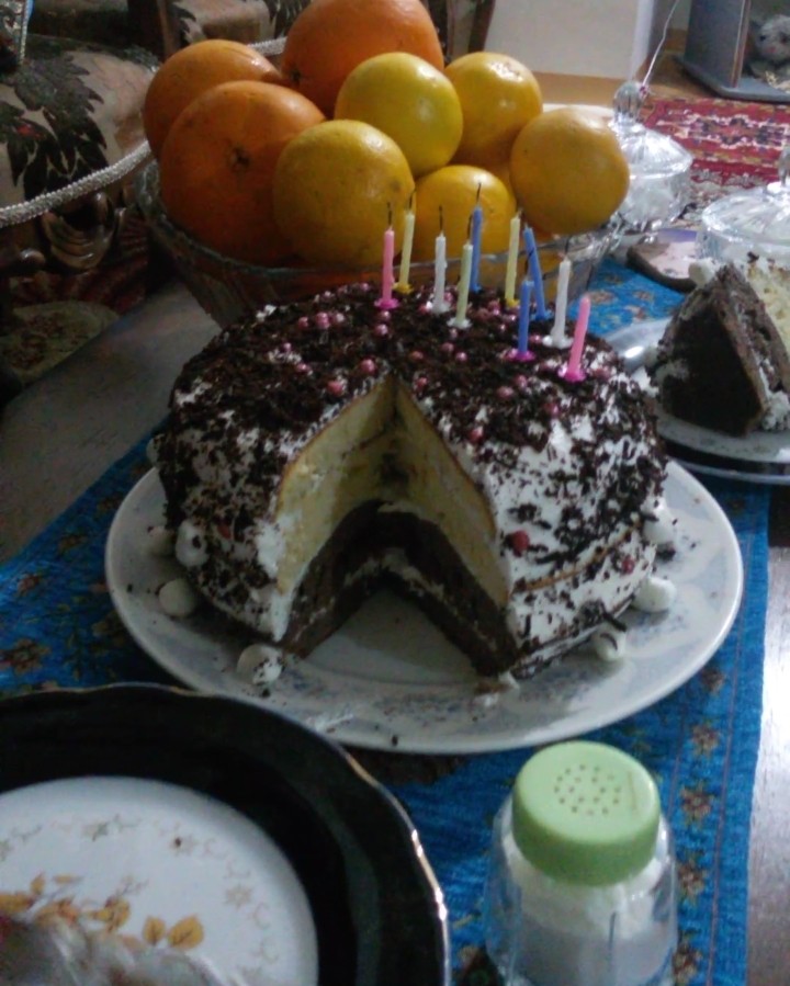 عکس اولین کیک خامه ای ک خودم براتولدم پختم?
