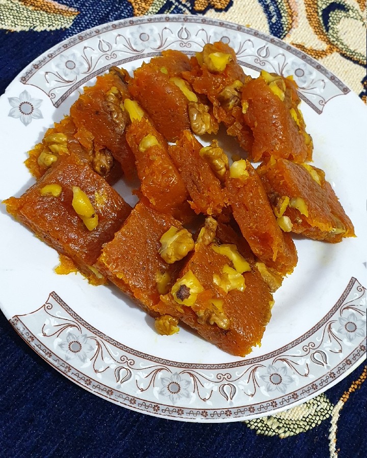 عکس حلوای هویج (حلاوه جزر)