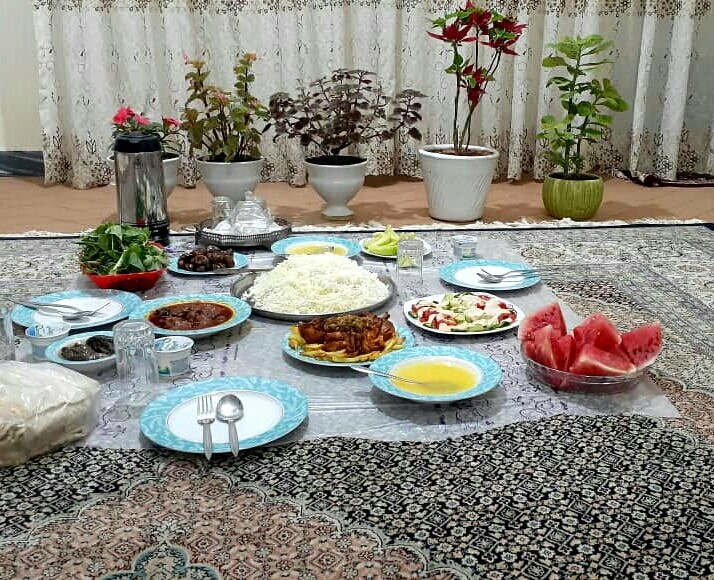 سفره افطار هفتمین روز ماه مبارک رمضان 