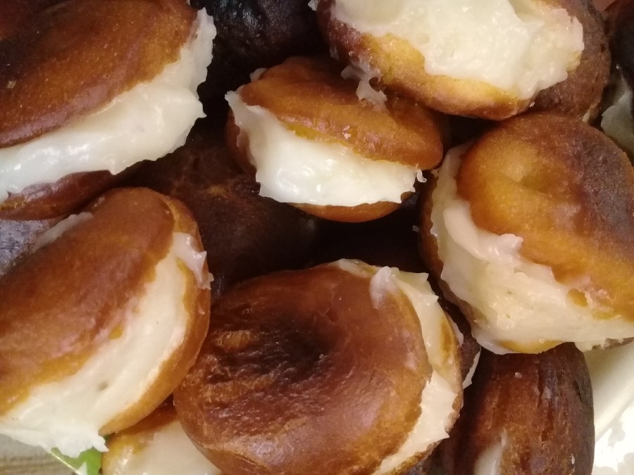 پیراشکی کرم دار و دونات های بد قیافه من