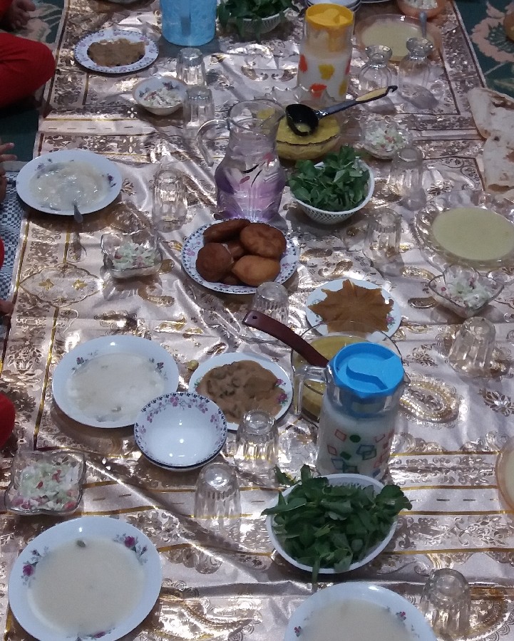 افطاری خونه بابام با چای نبات وزعفران