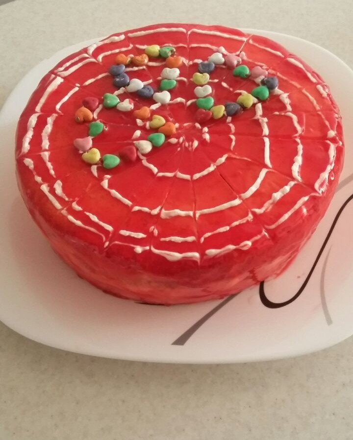 کیک شیفون با تزئین ژل بریلیو