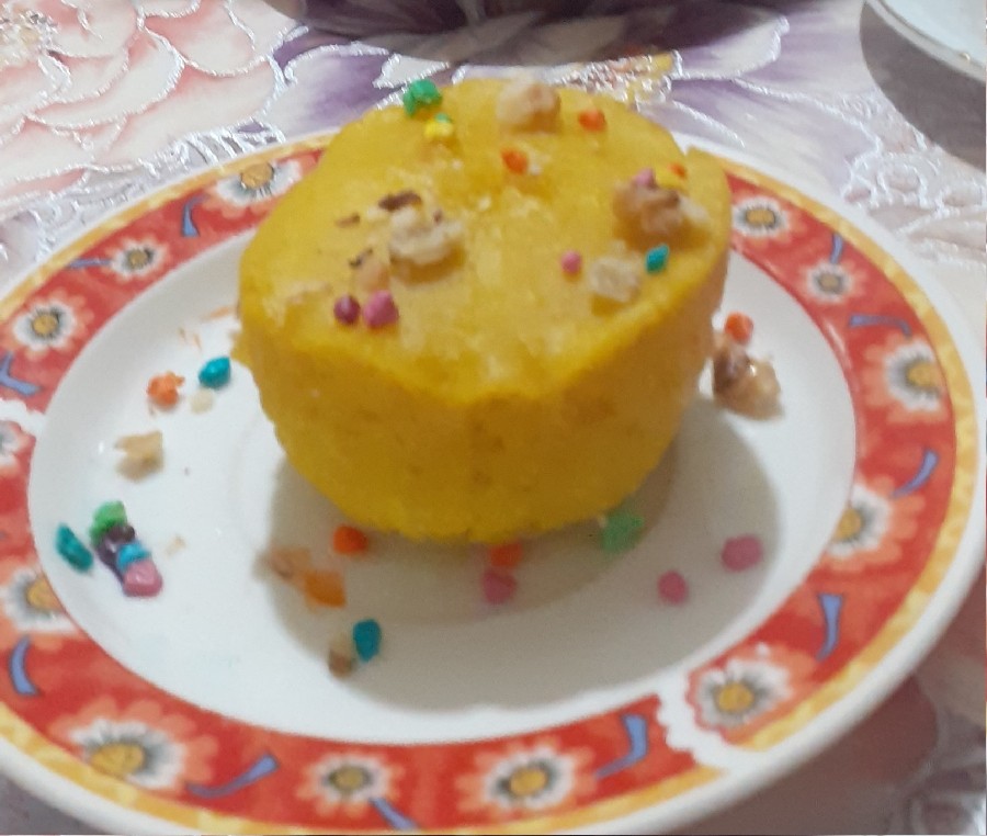 کاپ کیک زعفرانی
