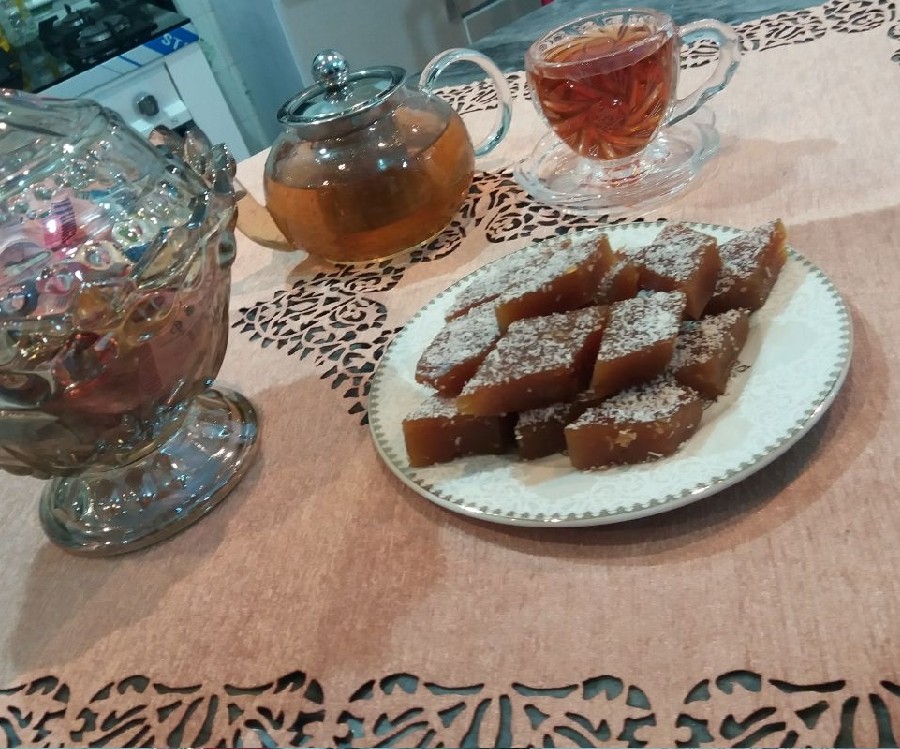 عکس باسلوق شیره انگور