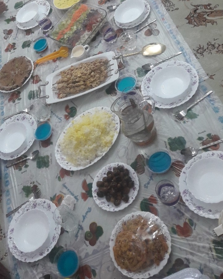 افطار روز دهم ماه مبارک رمضان