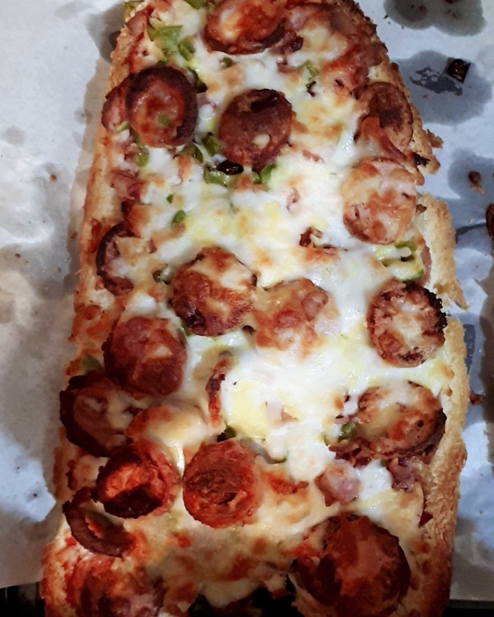 عکس پیتزا با نان باگت