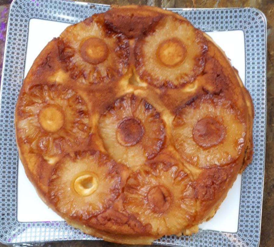پن کیک آناناس