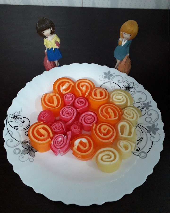 عکس ژله رولی ?