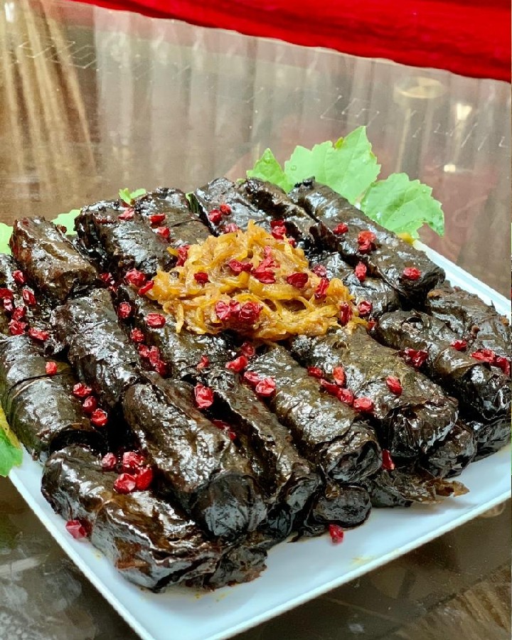فکر نکنم نیازی به معرفی باشه ☺ دلمه خوشمزه