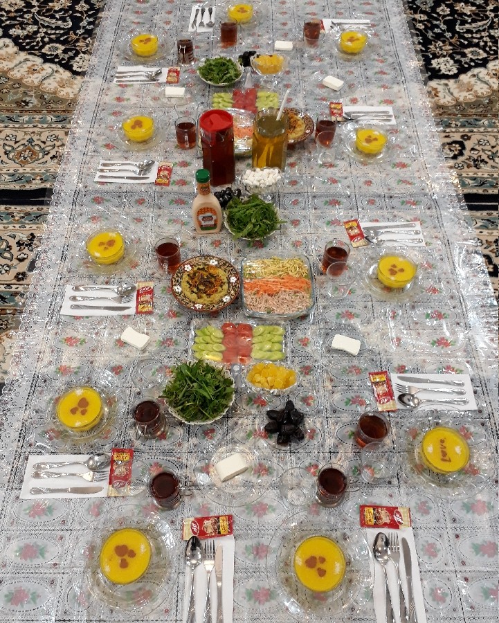 عکس سفره افطاری رنگارنگ