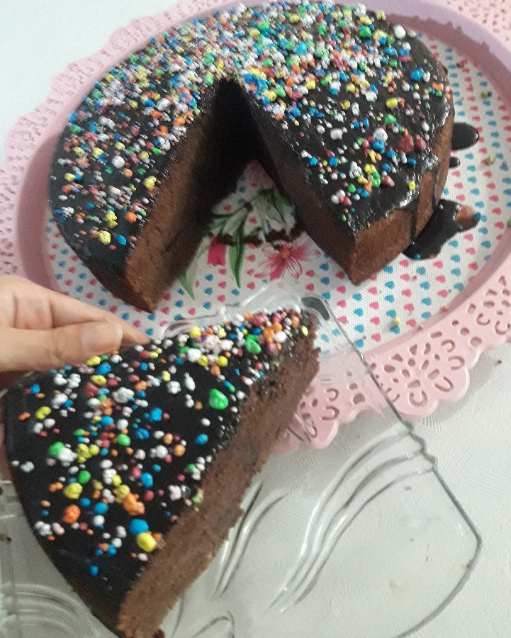 عکس کیک کاکائویی با روکش شکلات