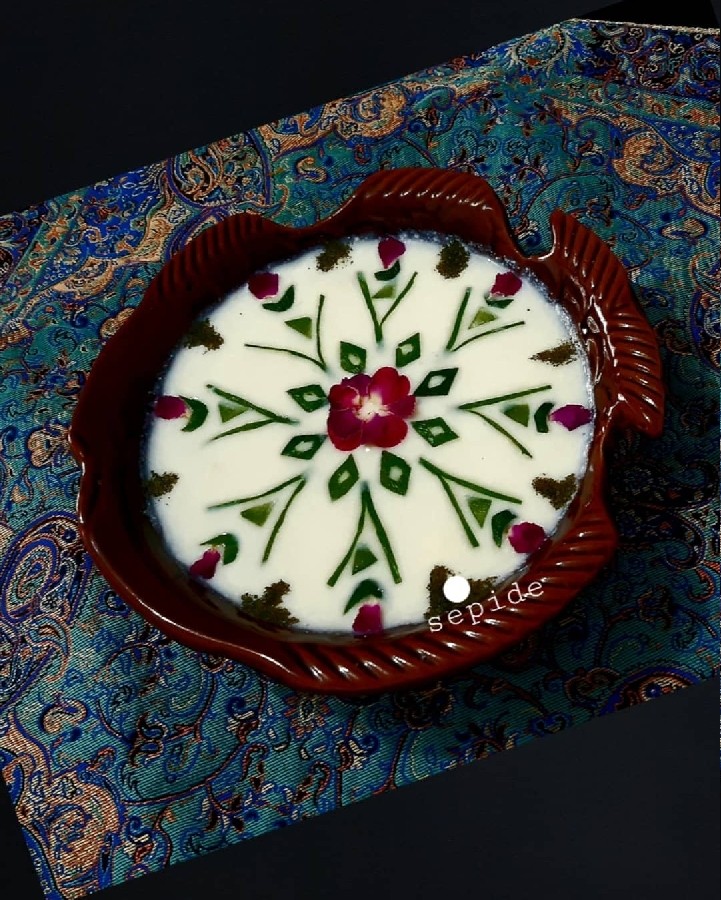 عکس ماست خانگی و کیک کادایف