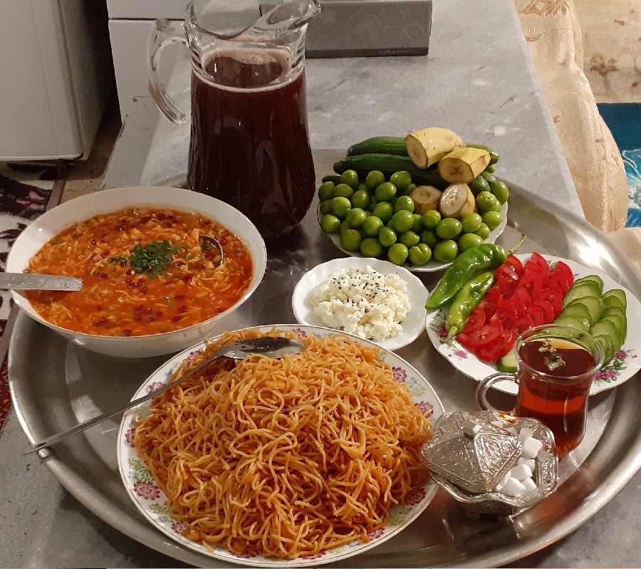 عکس آخرین افطار ۹۹